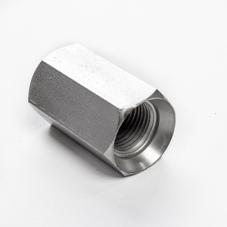 Kierteenvaihtaja 1/2"-sisäkierre - 1/2" -sisäkierre
